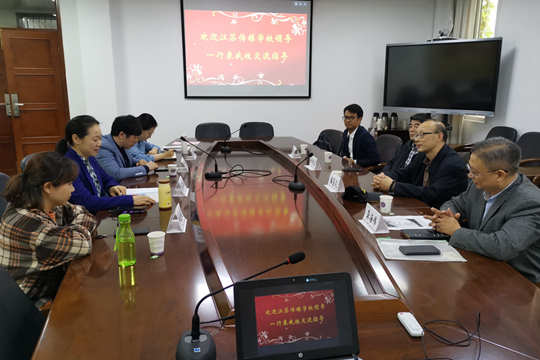江苏传媒学校到学校交流名师工作室建设情况