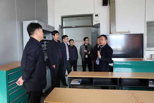 3.基地巡查.JPG 3.基地巡查.JPG